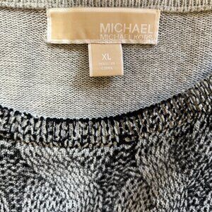 Michael Kors tunic sweater. Black and white XL